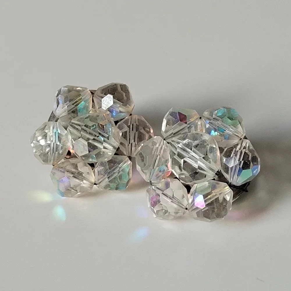 Vintage AB Crystal Cluster Clip On Earrings Womens OS Clear Good Iridescent MCM